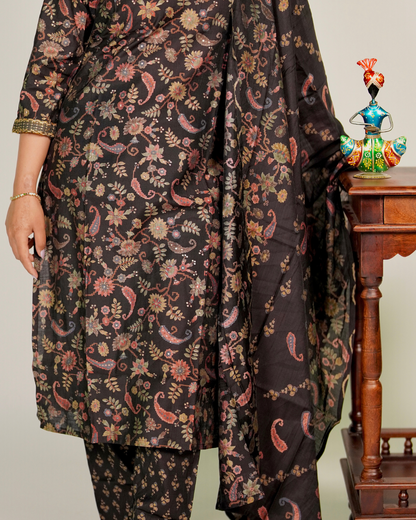 BLACK PRINTED DUPPATTA SET